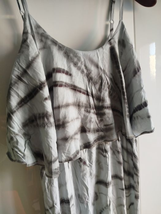 Szara sukienka na ramiączka boho we wzór Urban Love S 36