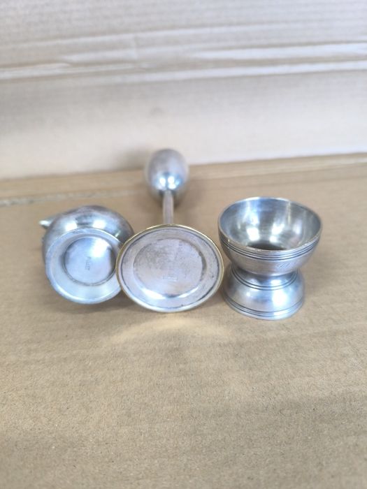 Naczynia posrebrzane