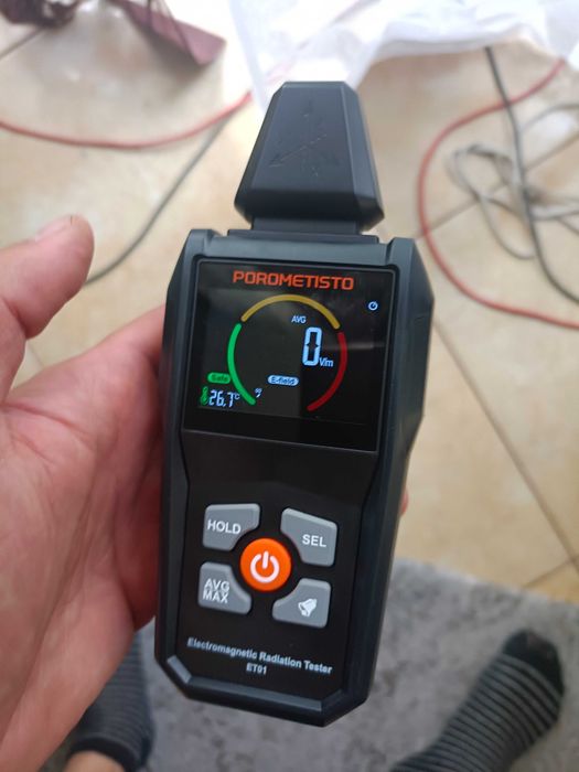 Miernik pola elektrycznego