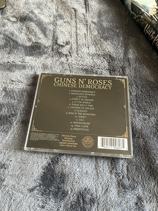 CD dos Guns N’ Roses