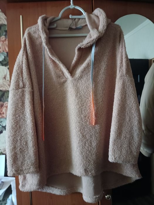 Bluza baranek z kapturem