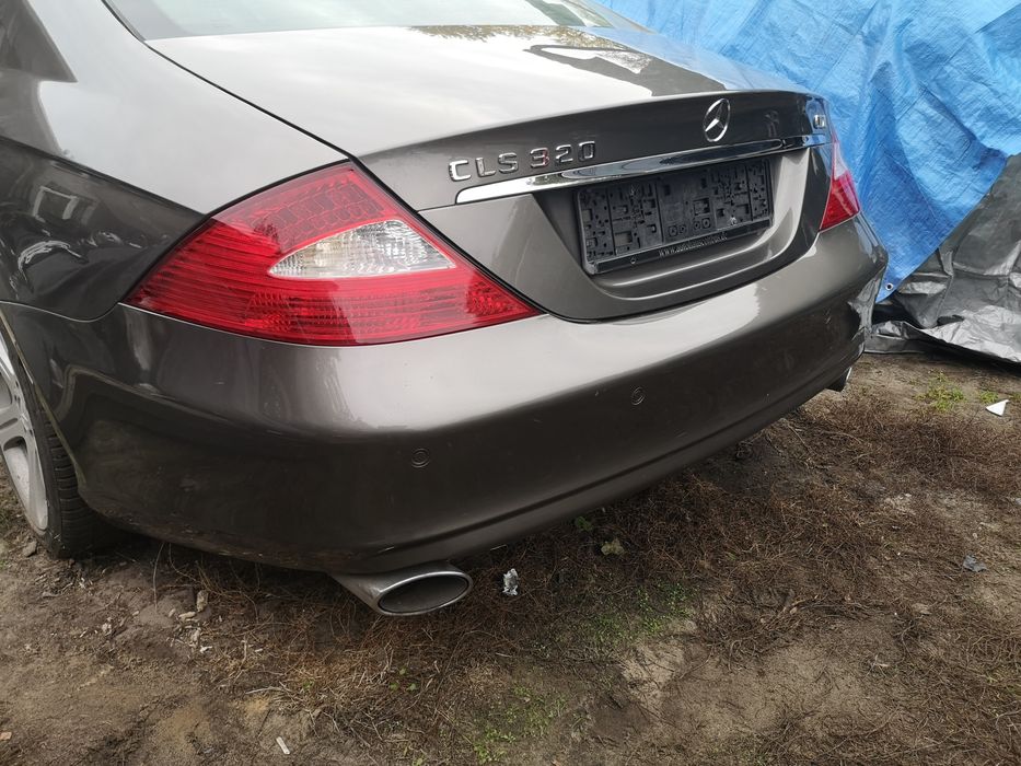 Mercedes w219 320 cls zderzak tył kpl C 963 czujniki PDC,  stn bdb