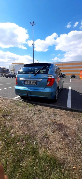 Samochód  Honda FRV