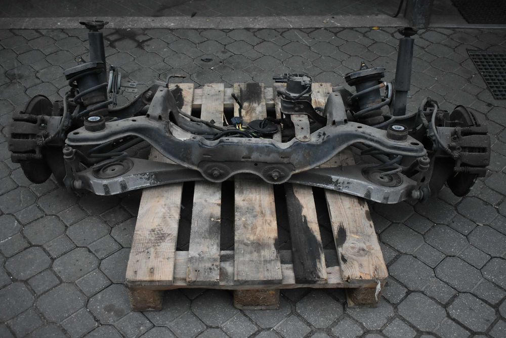 Volvo XC60 I lift 08-17 RWD zawieszenie tylne kompletne