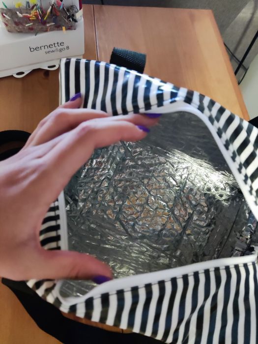 Lancheira térmica e plastificada