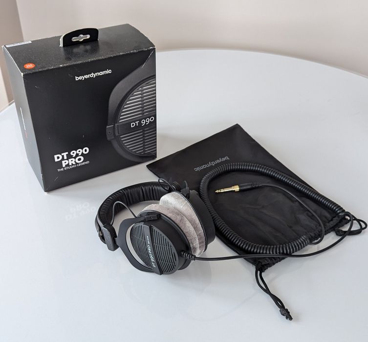 Beyerdynamic DT 990 PRO з апгрейдом від Custom Cans Mass Loading...