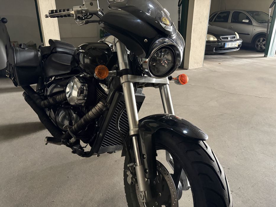 Suzuki intruder m800