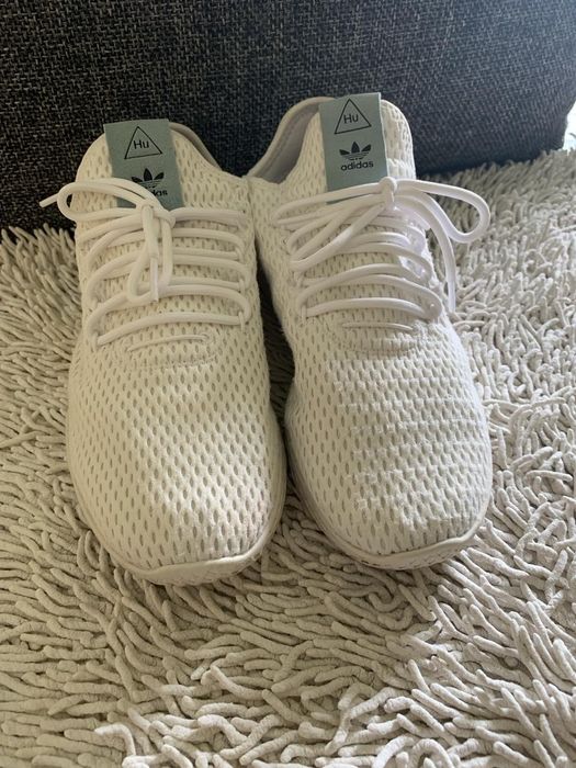 Кросівки фірми Adidas.  Розмір 40.