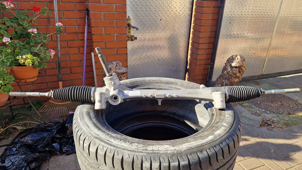 Рулевая рейка Toyota corolla e21 45510-0243-00