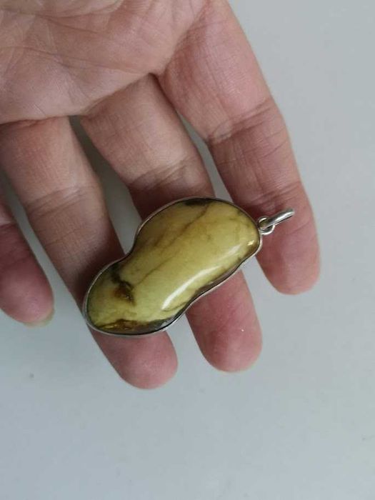 zawieszka bursztyn mleczny vintage polska