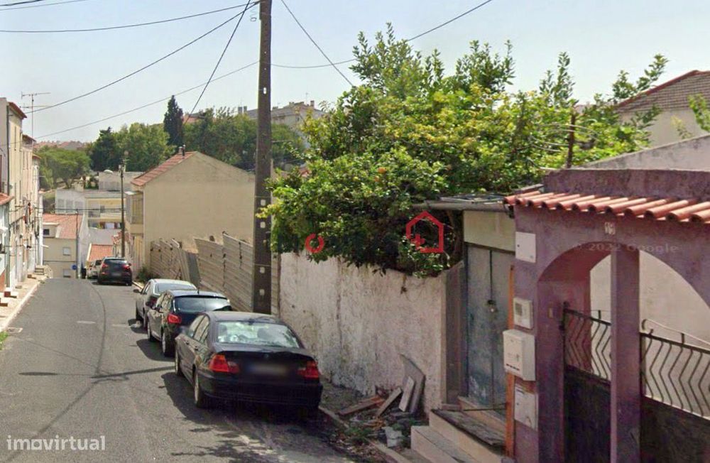 Arrecadação / Armazém com Terreno | São João da Talha – Loures