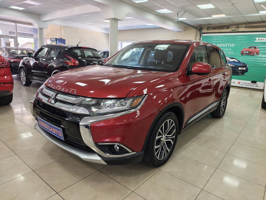 Mitsubishi Outlander 4WD 2.4і 16V AKПП 2017 р.в. (167 к.c.)