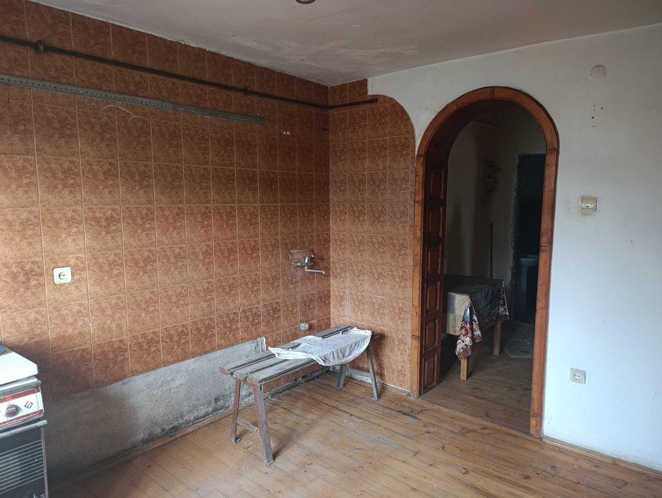 Продаж будинку та земельної ділянки вул.Личаківська