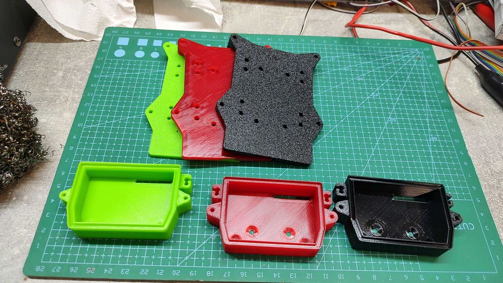 Tacka ESC + relokacja elektroniki do Traxxas XRT pod długie silniki