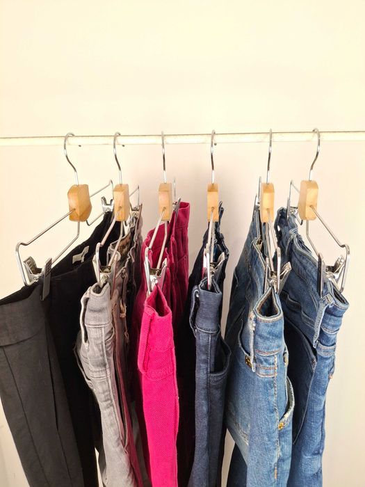 Lote 60 cabides para saias, calças