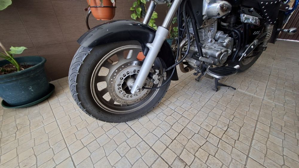 Mota Keeway Superlight (125cc)