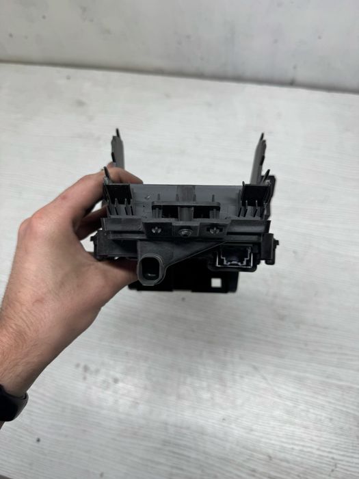 Модуль беспроводной зарядки Chevrolet Bolt EUV