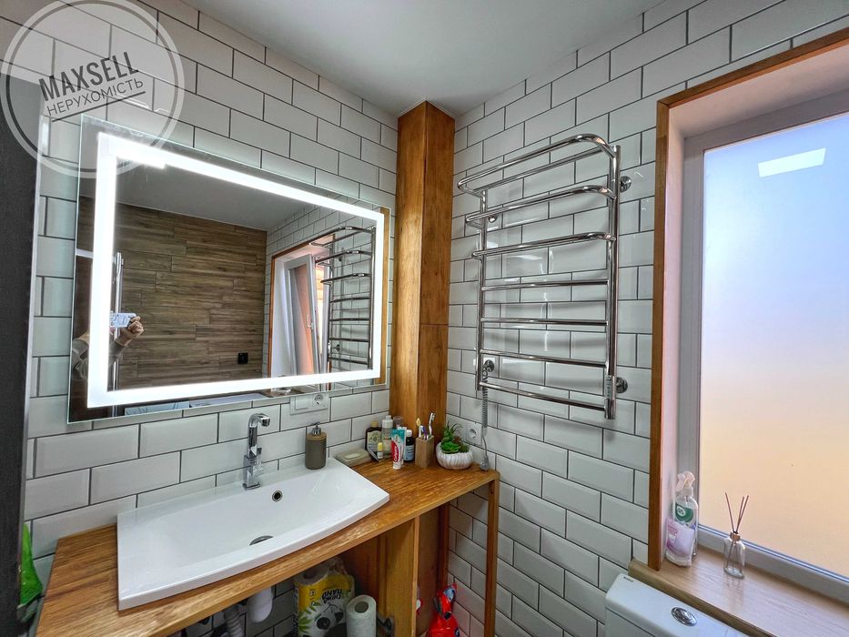 Продам чудовий будинок з новим сучасним ремонтом (єОселя)