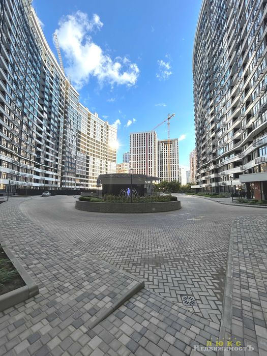 Продам без комиссии 1 ком. квартиру в  ЖК Атмосфера!