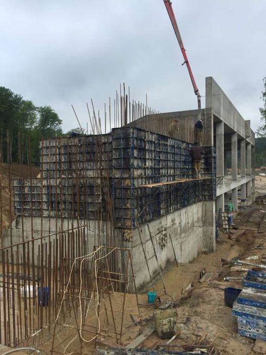 Бетонні роботи,підпірні стіни,фундаменти