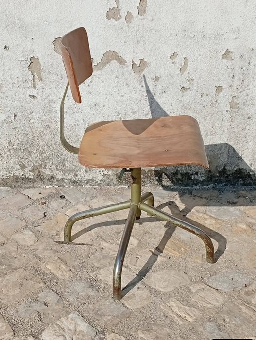 Cadeiras giratórias industriais