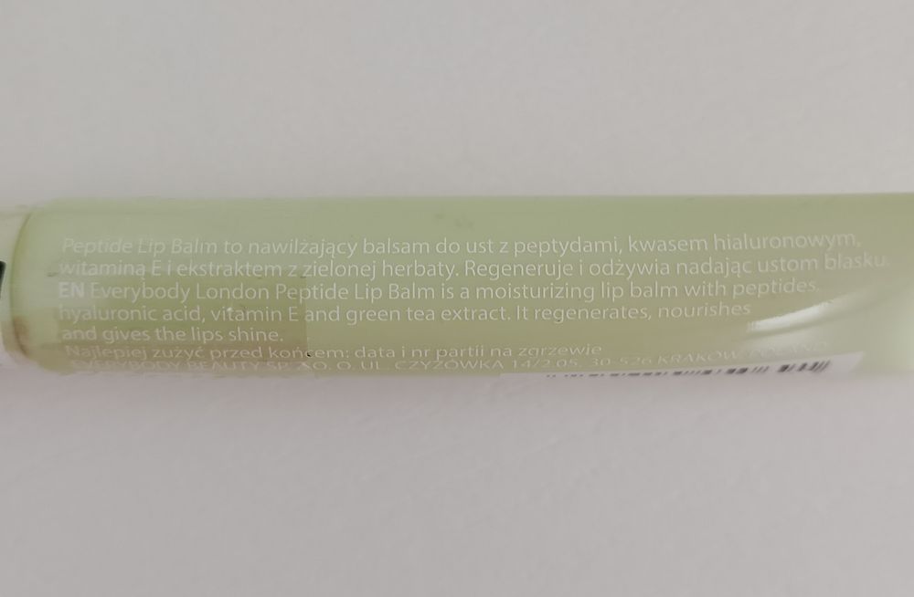 peptydowy balsam do ust o smaku i zapachu kremowego matcha latte