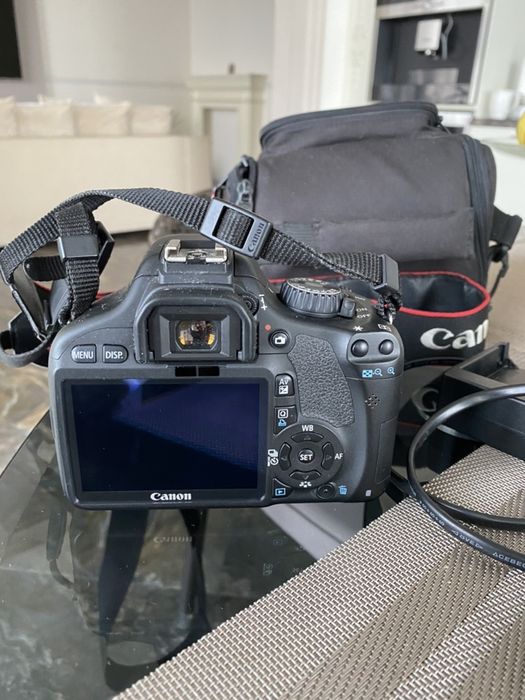 Фотоаппарат Canon EOS 550d