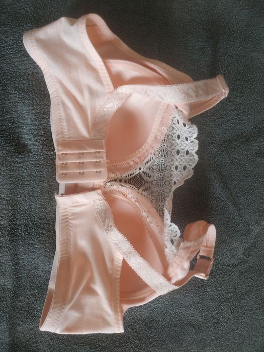 Бюстгальтер для годування