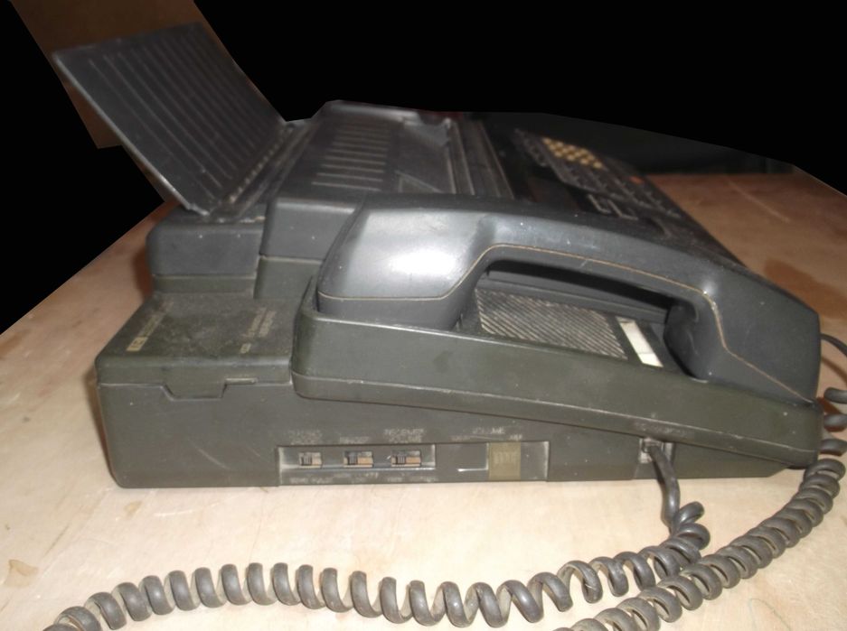 Panasonic Панасоник - телефон факс KX-F150