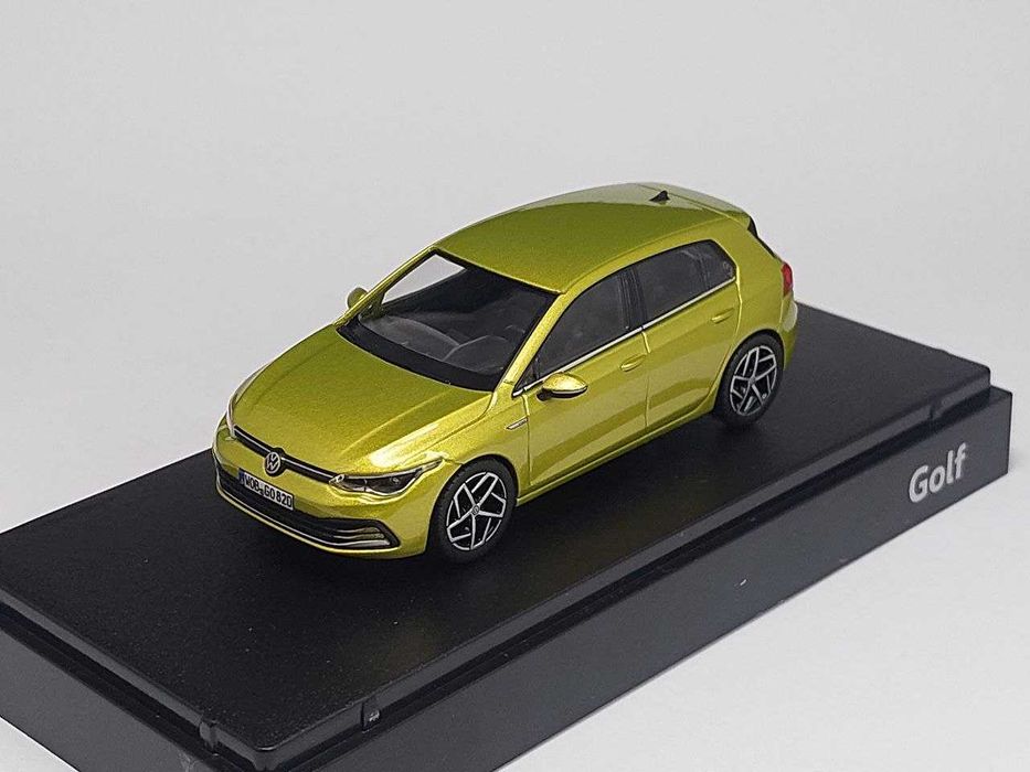 Масштабна модель 1/43 Volkswagen Golf VIII 2020 від Norev