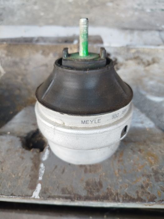 Подушка мотора ауді а 4 б5