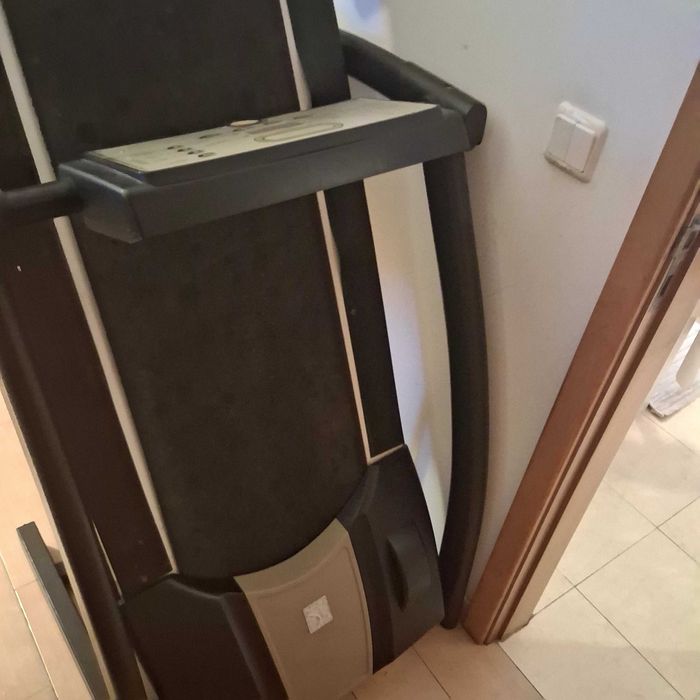 Bicicleta estática Fitness como nova /Passadeira de corrida funcional