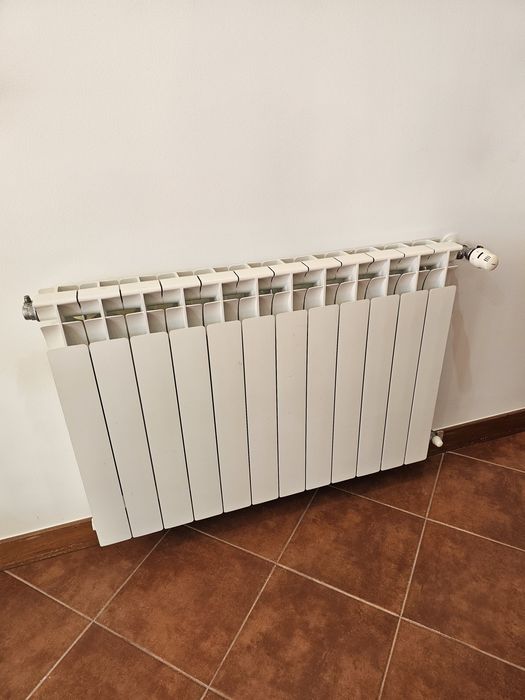 Radiadores de aquecimento em ótimo estado