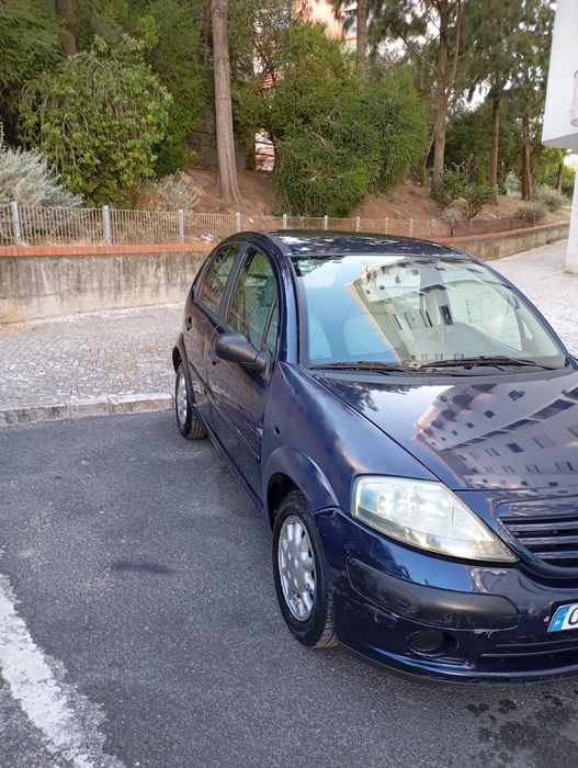Citroen c3 impecável 2002 sem barulhos nenhum.