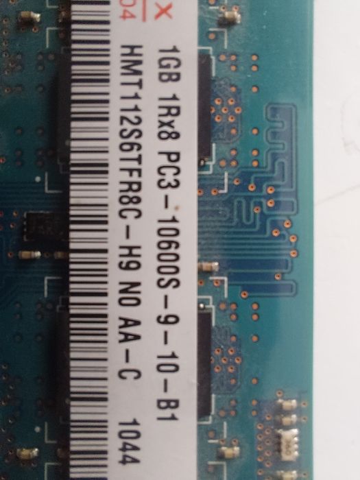 Модуль оперативної пам'яті від Hynix 1GB