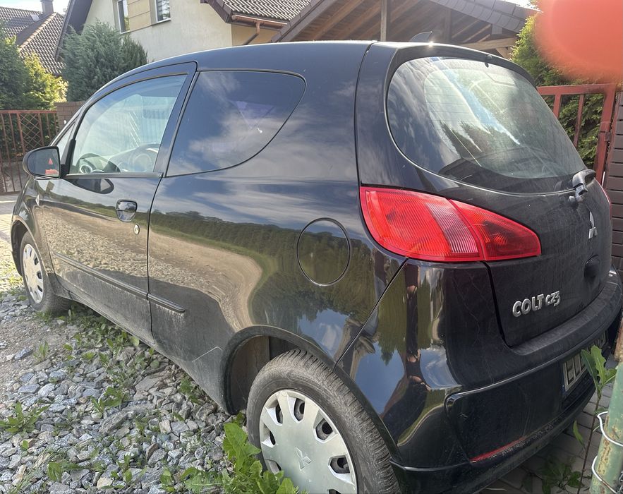 Mitsubishi Colt 1.3 2005 rok Pali jezdzi