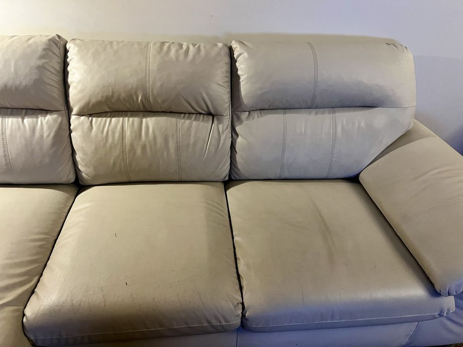 Sofá com Chaise Longue