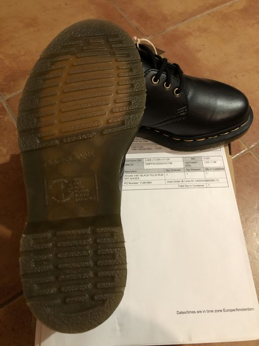 Sapatos dr Martens novos mod 1461 vegan tam 36 (sem uso)