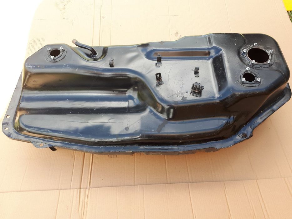 Новый топливный бак Mitsubishi L200 л200 L400  MN120096 MN12032