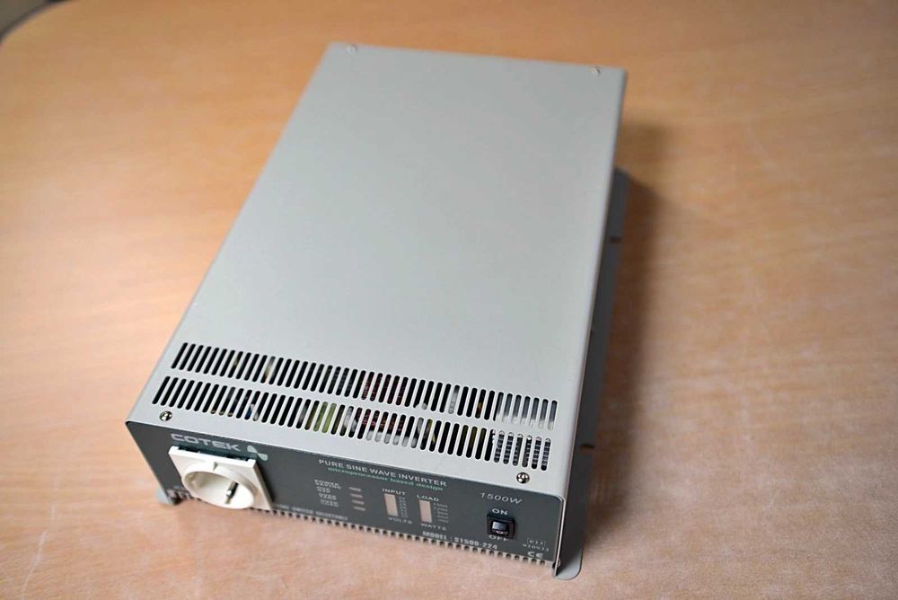 Inversor de onda sinusoidal pura COTEK S1500 1500W