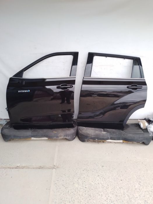 Дверь двері toyota highlander 2019-2024