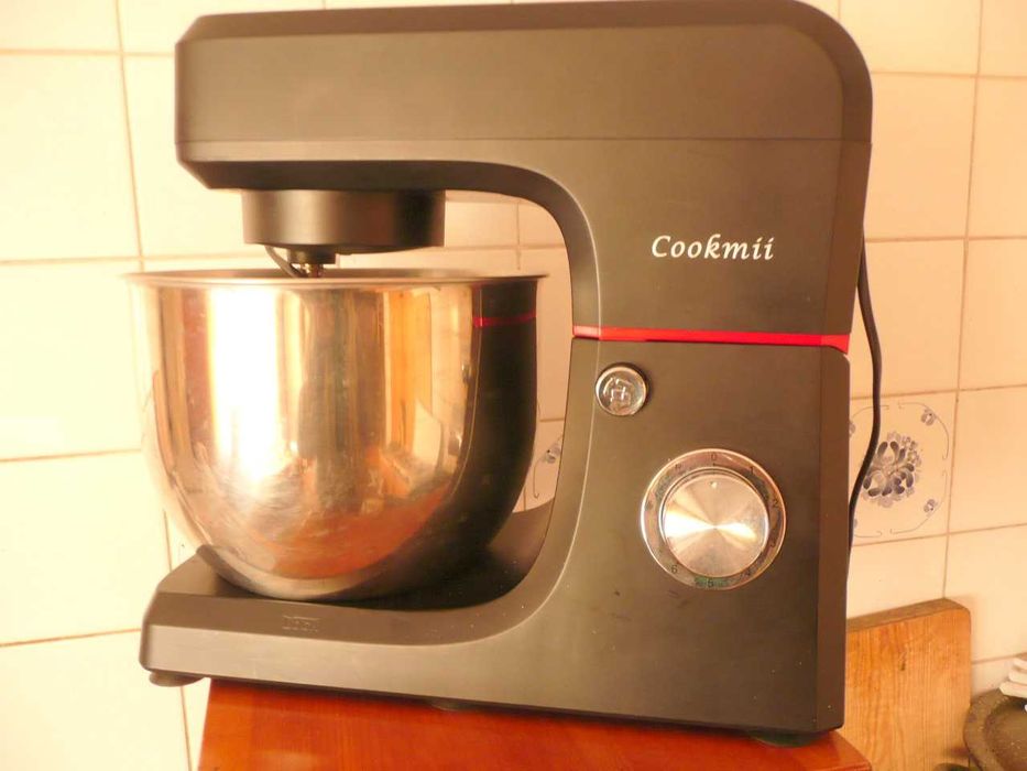 Robot kuchenny  mocny, misa 6,5 l