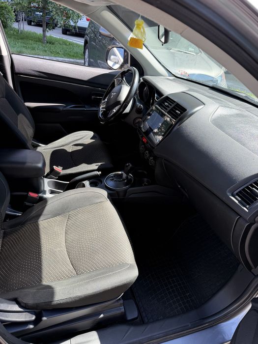 Mitsubishi ASX 2.0 • 2016 рік •газ/ бензин - від Власника