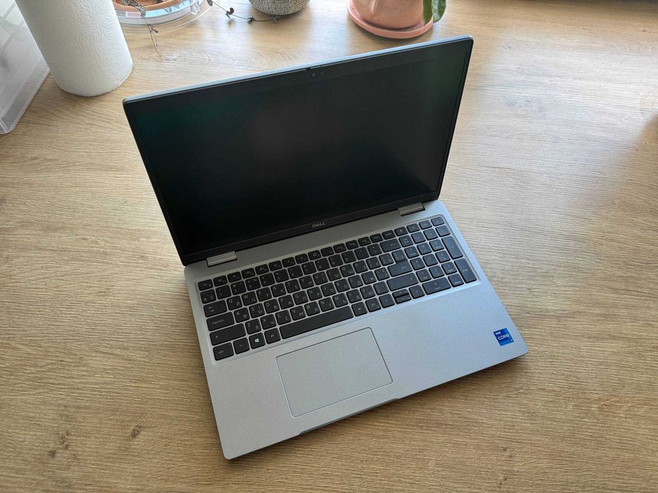 Dell Latitude 5220 (i7-1165G7, 32GB RAM, 500GB SSD) Стан нового!