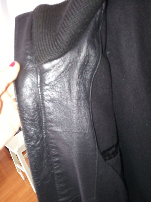 Casaco Couro Homem - Pele genuína- como NOVO