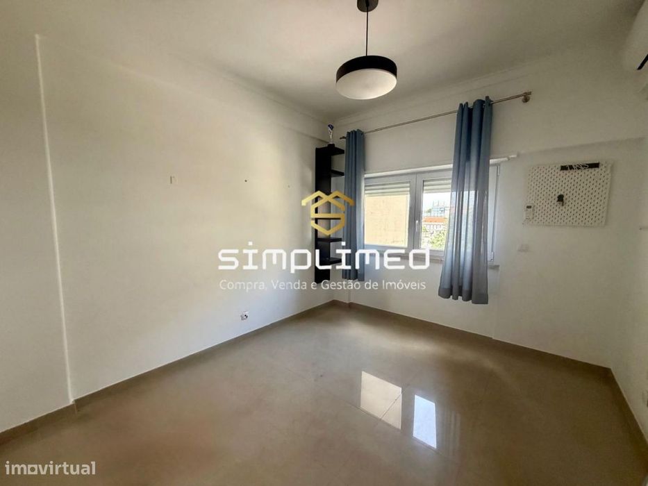 Apartamento T2 para Arrendamento | Lumiar | Junto ao Metro