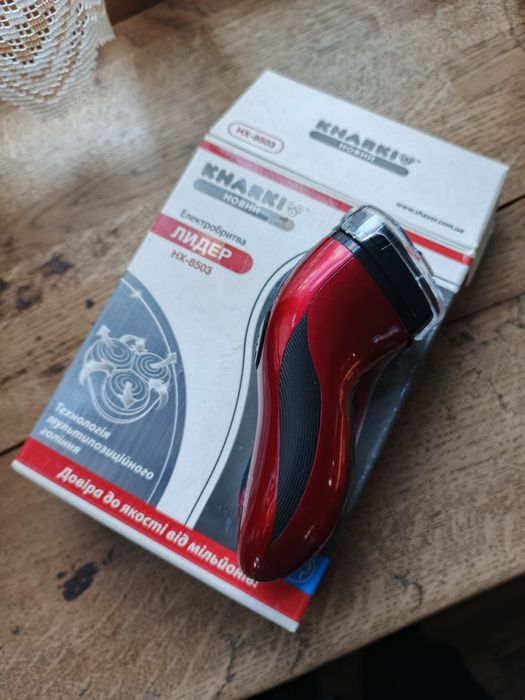 Електробритва Нова