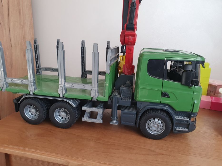 SCANIA bruder 1/16 стан гарний