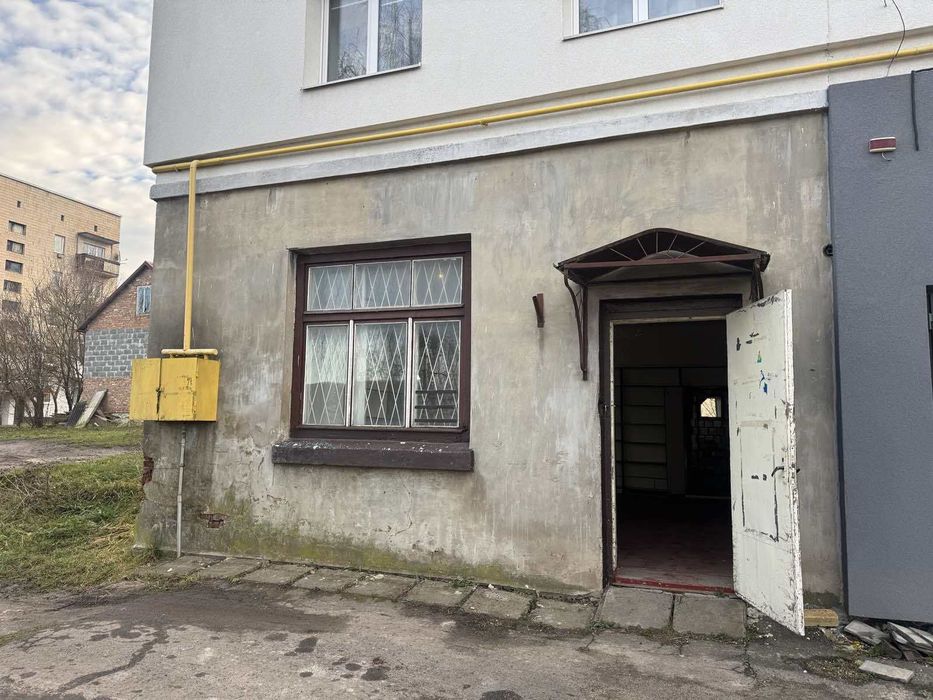 Продаж приміщення Вишнівець