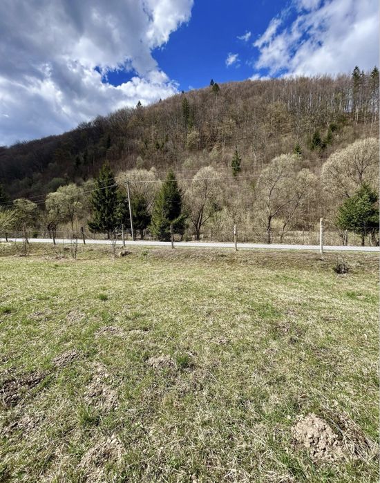 Земельна ділянка в селі Колочава (Меришор )